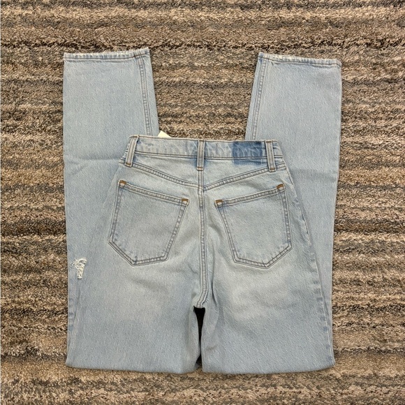 Abercrombie Curve Love Ultra High Rise 90’s Straight Jeans Sz 25L | Abercrombie - Picture 9 of 14